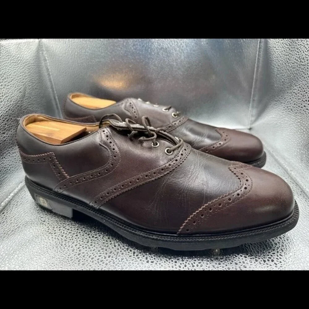 Size 11 - FootJoy Mens Brown Wingtip Leather Spike‎ Icon Golf Oxford Shoes 52040